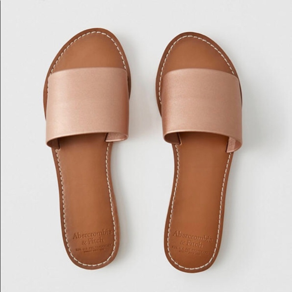 NWOT Abercrombie & Fitch Sandals